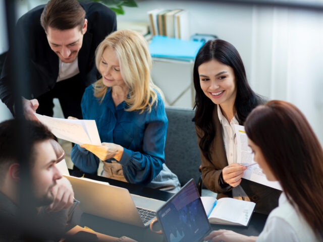 close-up-people-working-together